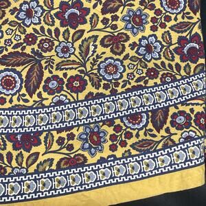 Vtg Williams-Sonoma Cotton Round Tablecloth 70"/69" Saffron Yellow Floral Block